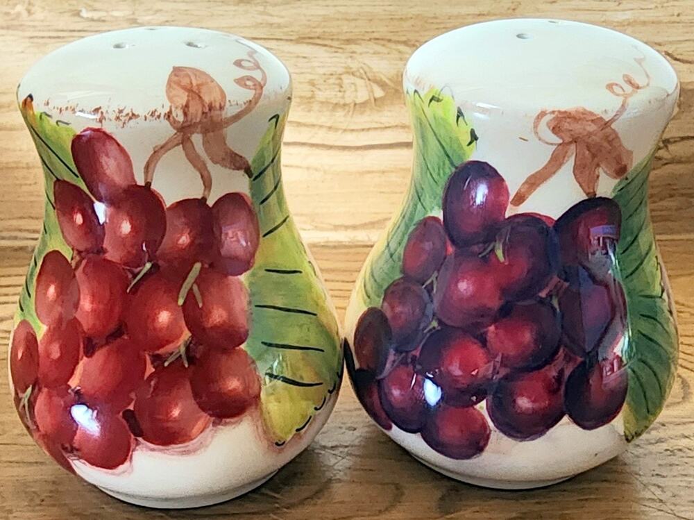 Vintage Gibson Elite Hand Painted Salt & Pepper Shaker Set Red & Purple Grapes